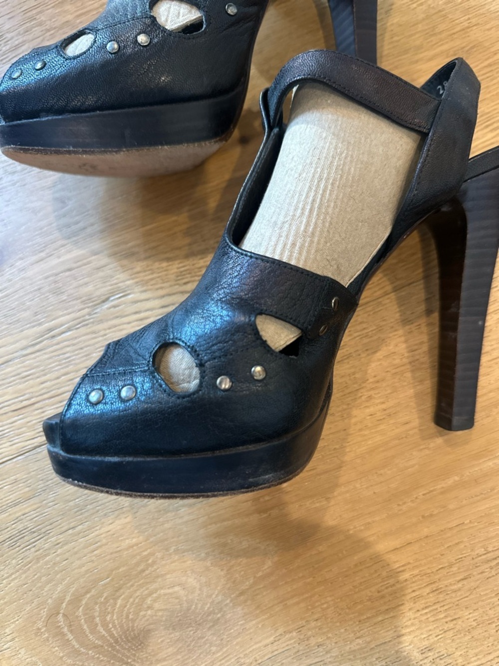 Stuart Weitzman Black Leather Peep Toe Platform Heel Cutout Studded | Size 6 - Picture 2 of 7